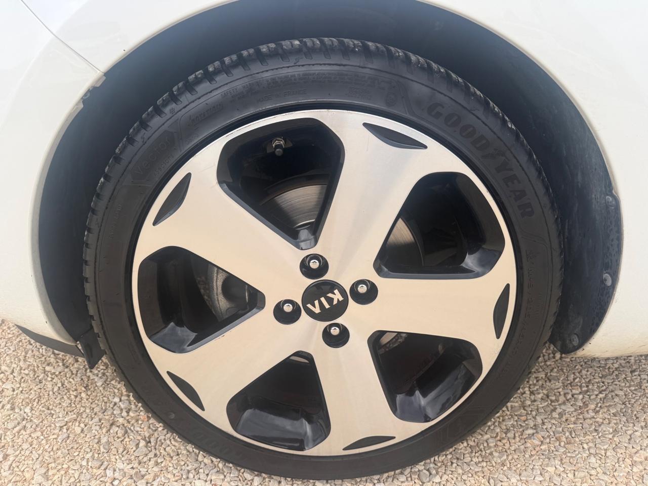 Kia Rio 1.4 CRDi 5p. Cool