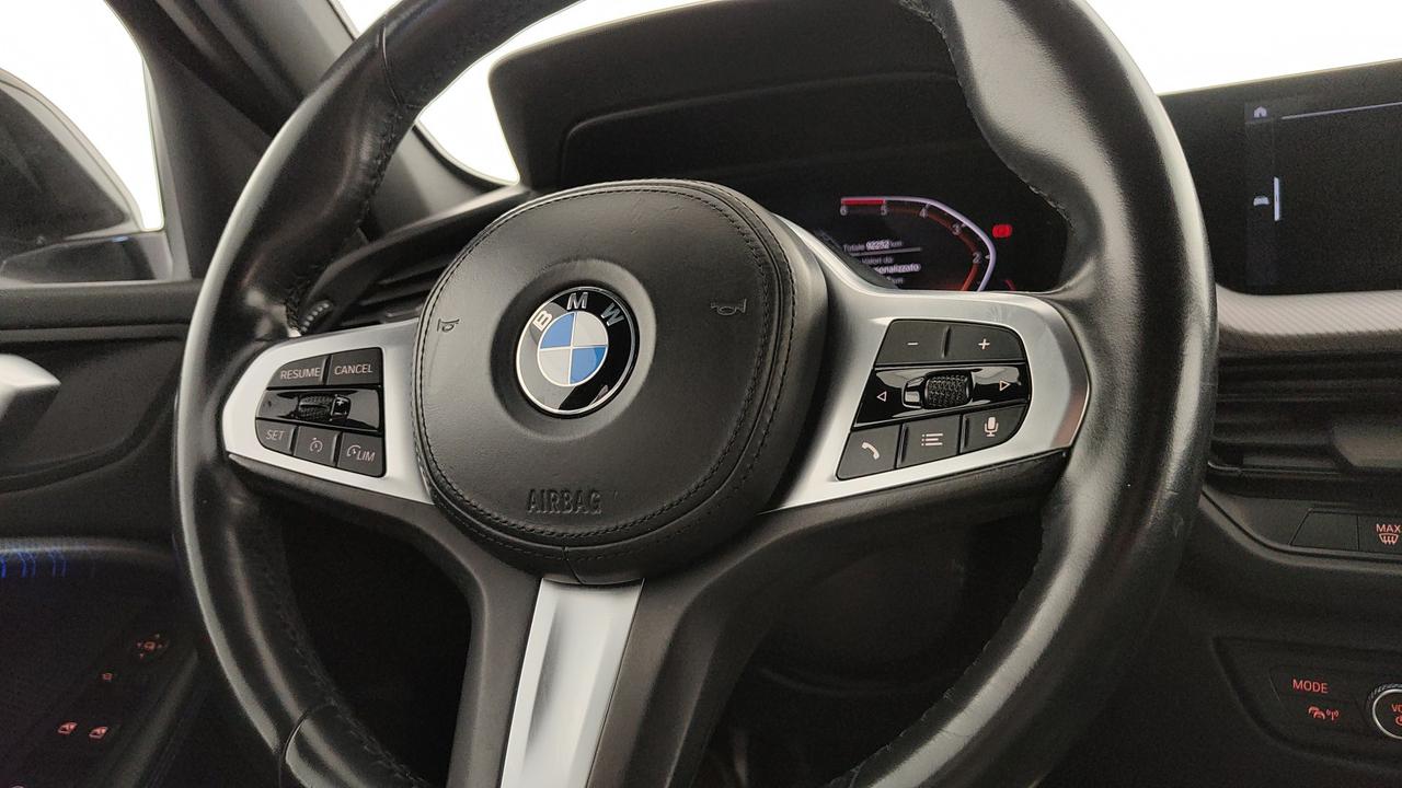 BMW Serie 1 F40 - 118d Msport