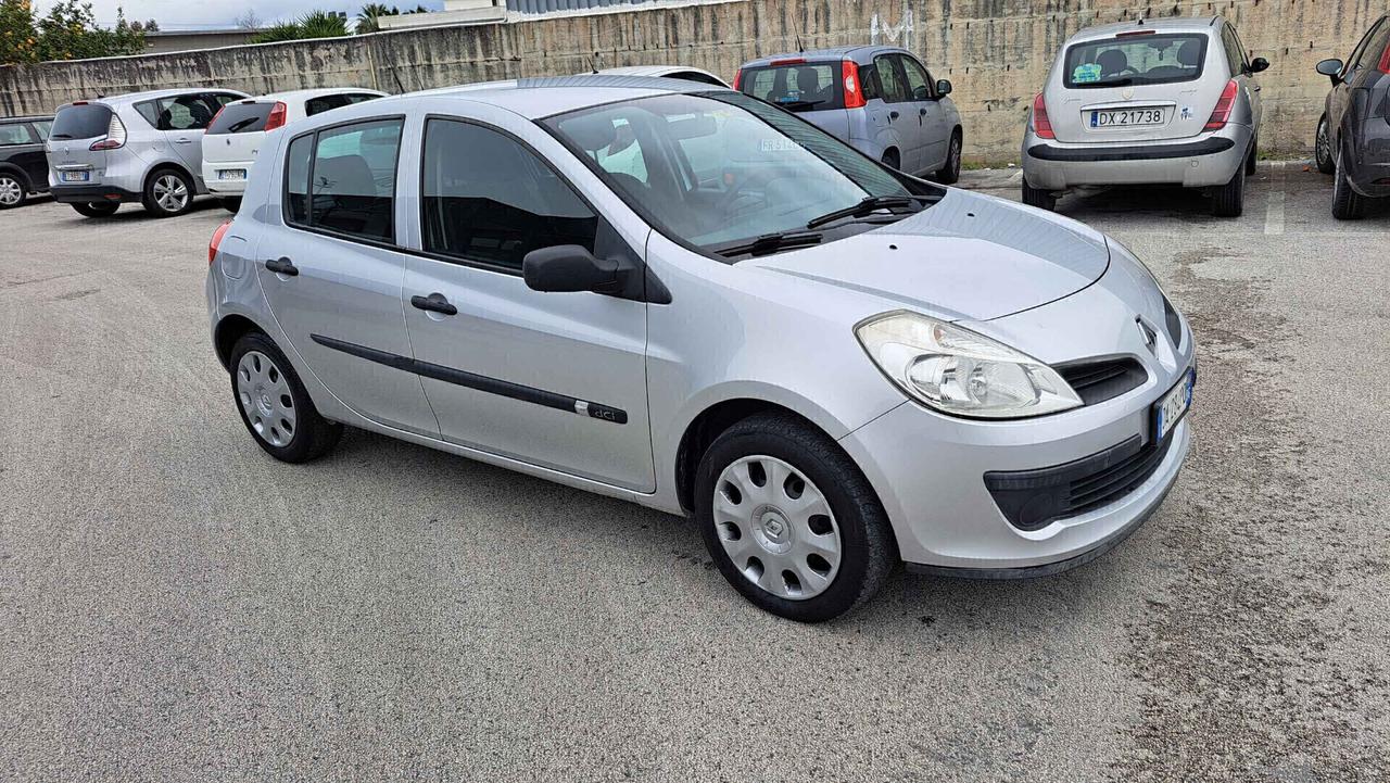 Renault Clio 1.5 DCi 70CV Confort 5 Porte