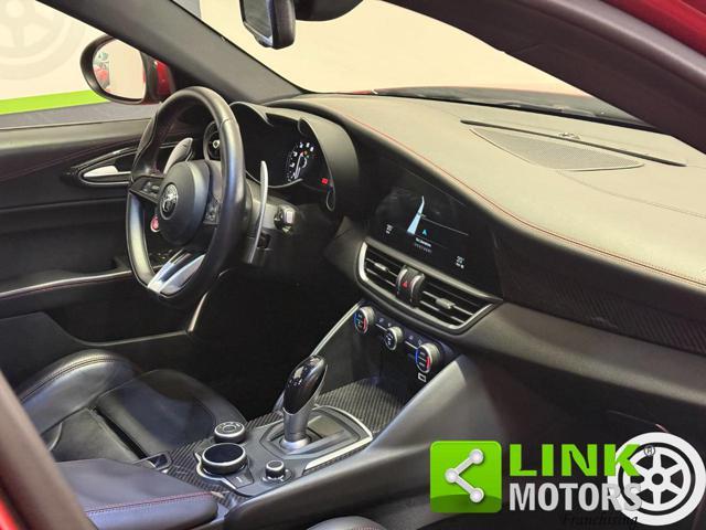 ALFA ROMEO Giulia 2.9 V6 Bi-Turbo AT8 Quadrifoglio