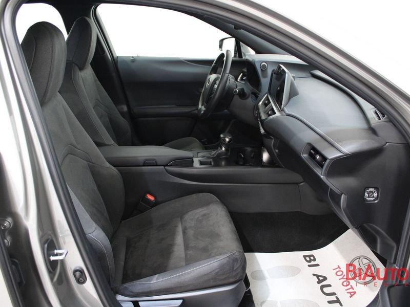 Lexus UX UX 250h 2.0 Urban 2wd cvt