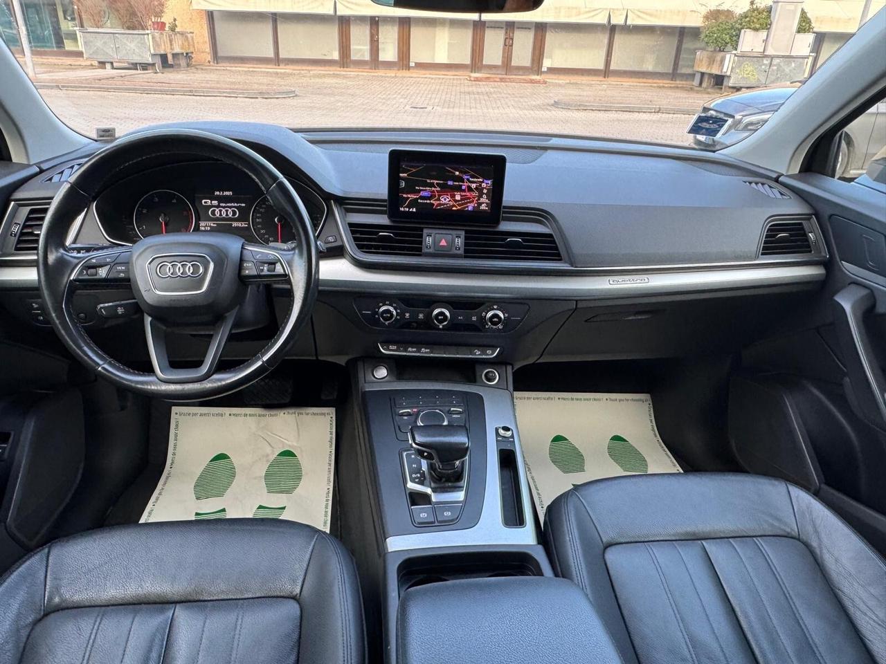 Audi Q5 2.0 TDI quattro S tronic Business