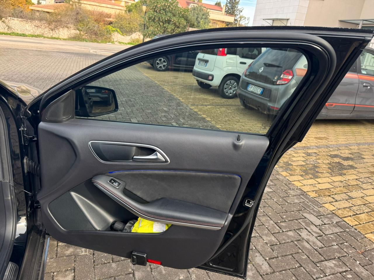 Mercedes-benz A 180 d AUTOMATIC PREMIUM,AMG,TETTO,FULL