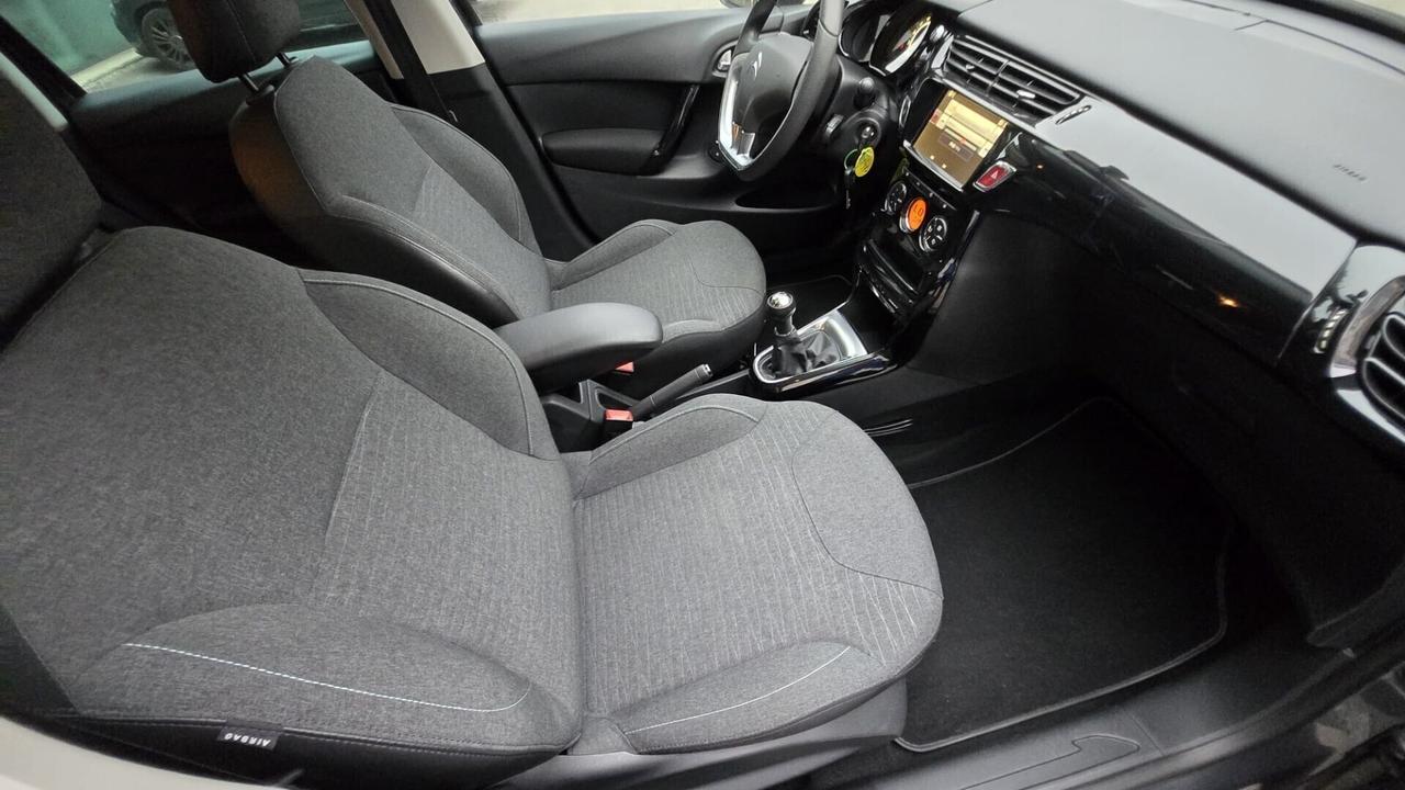 Citroen C3 PureTech 82 Esclusive x Neopatentati