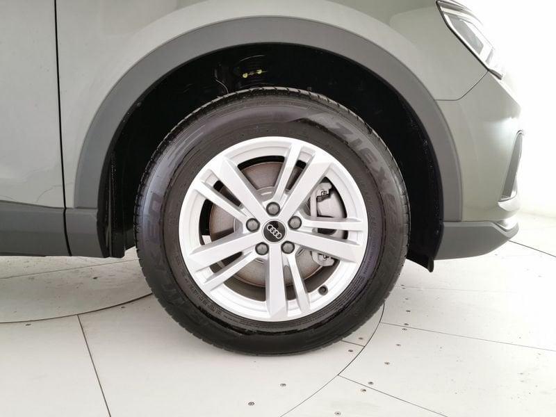 Audi Q3 II 2018 45 1.4 tfsi e Business s-tronic
