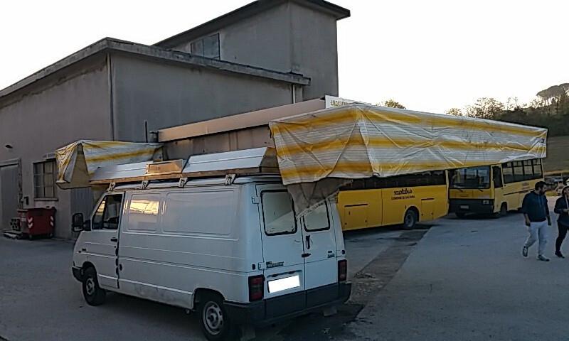 Renault Trafic 2.1 D Tenda 8 x 5 m