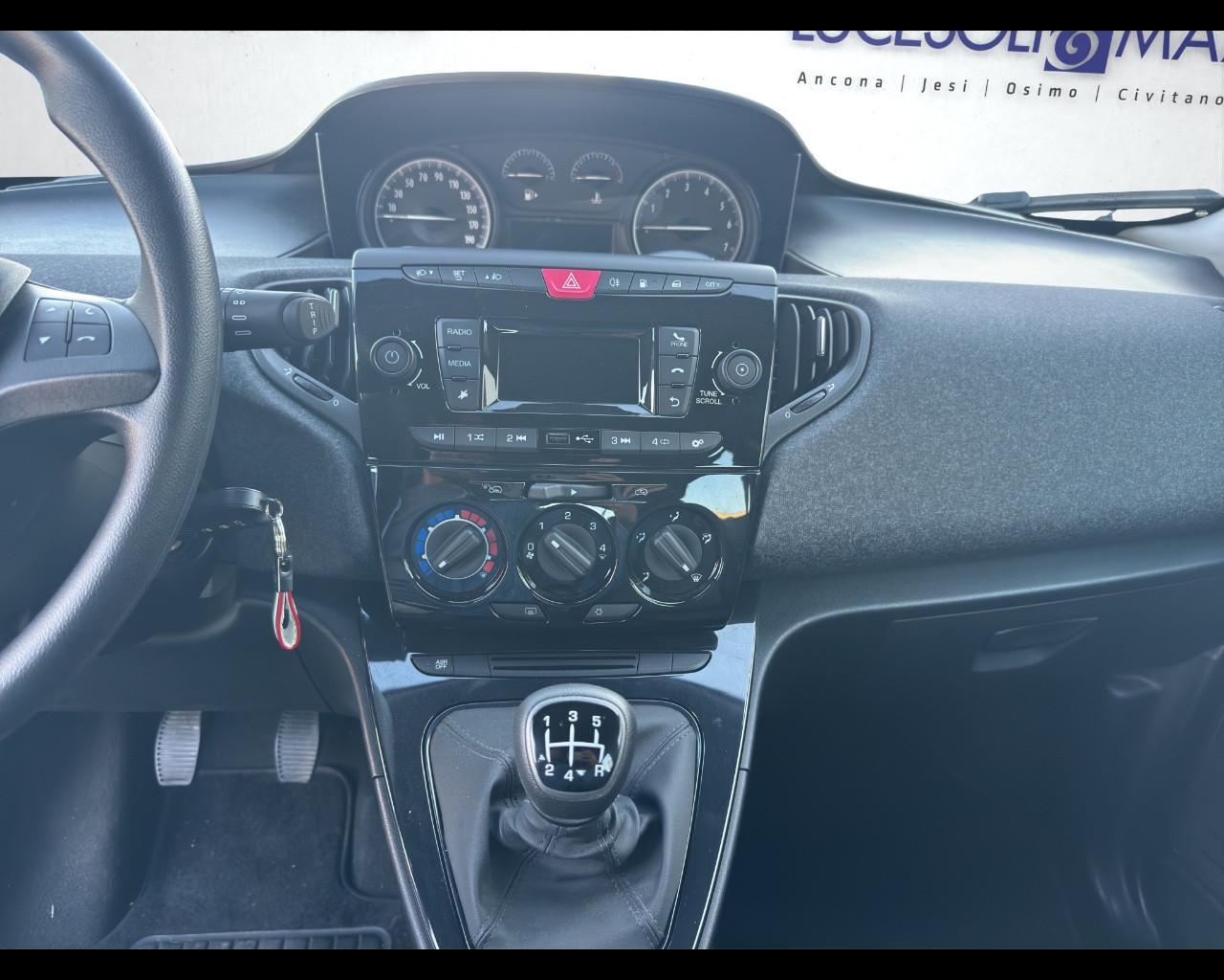 LANCIA Ypsilon My21 0.9 Twinair 70cvMetano Silver