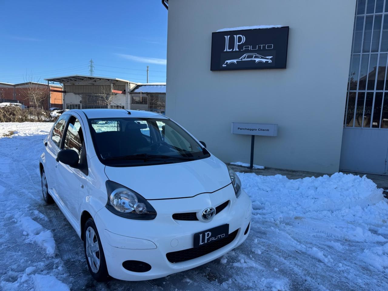 Toyota Aygo 1.0 12V VVT-i 5 porte Now Connect