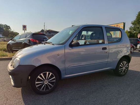 Fiat 600 1.1 Active (class)