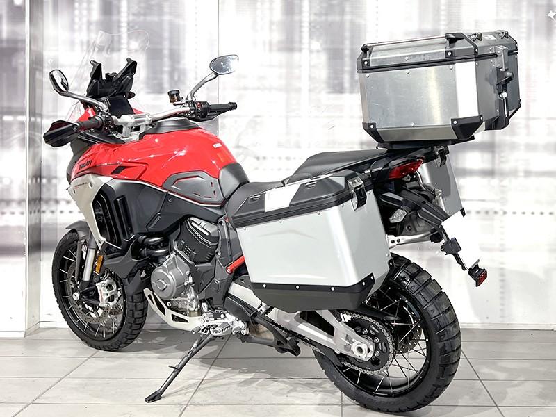 Ducati Multistrada V4 Rally Travel & Radar
