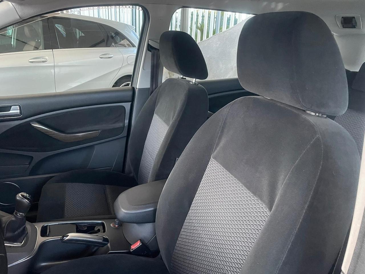 Ford C-Max 1.6 TDCi 110 CV Titanium DPF