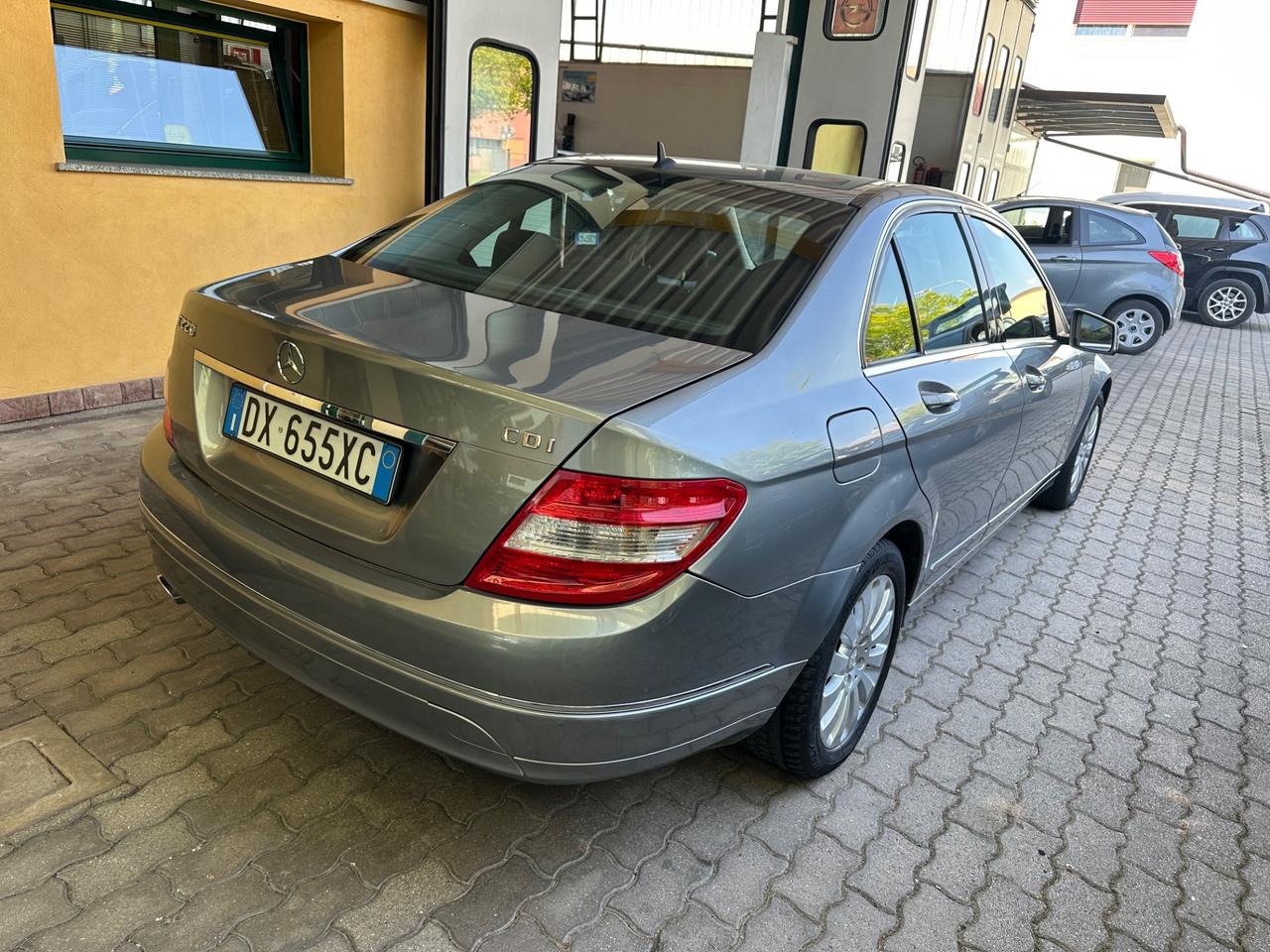 Mercedes-benz C 220 CDI BlueEFFICIENCY Elegance