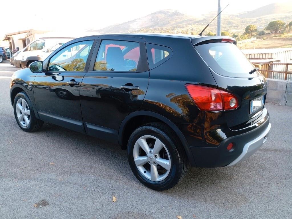 Nissan Qashqai 2.0 dCi DPF 4WD Acenta