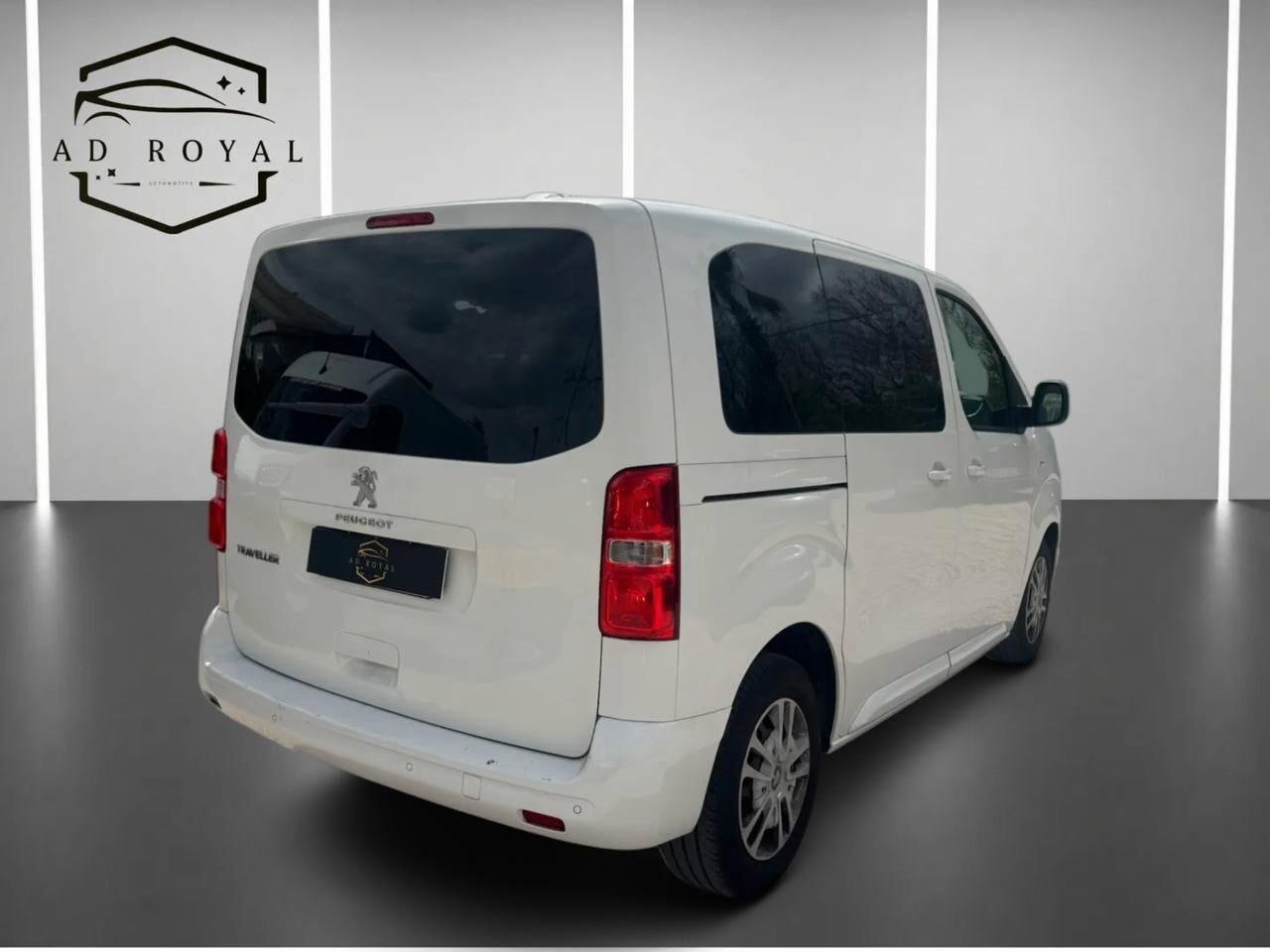 Peugeot Traveller BlueHDi 100 S&S Compact Business 01/2020