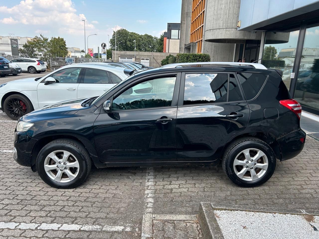 Toyota RAV 4 2.2 d-cat 4WD 177cv GANCIO TRAINO