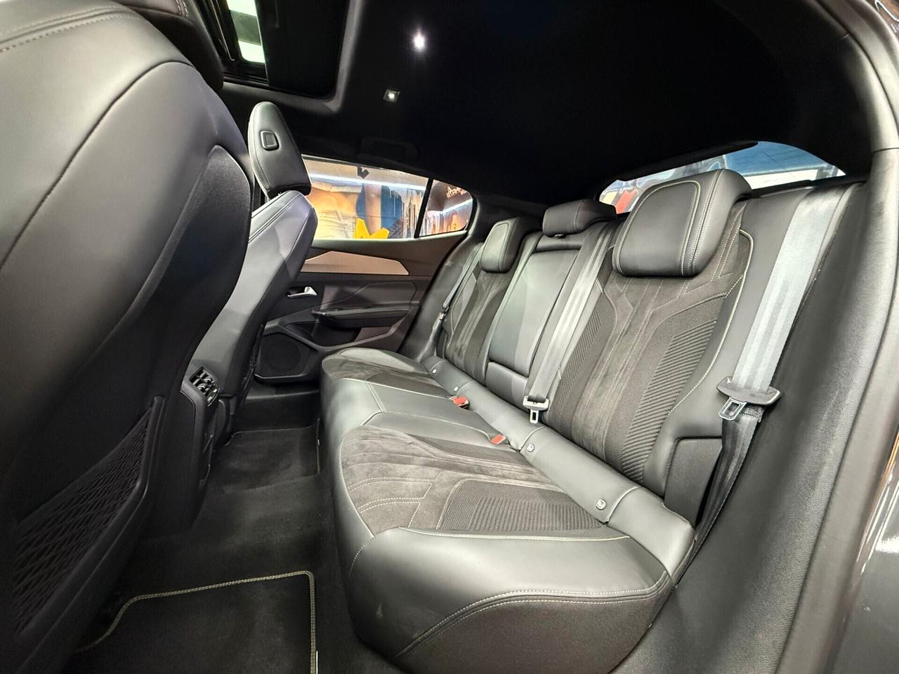 Peugeot 408 Hybrid 225 e-EAT8 GT (745)