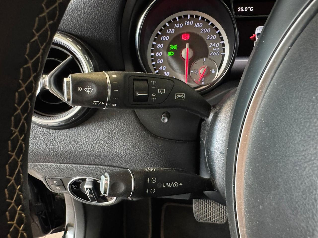 Mercedes-benz GLA 220 d Automatic 4Matic Urban