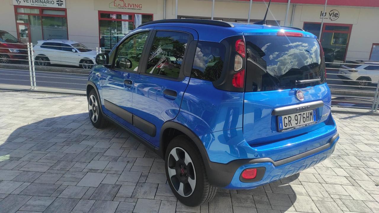FIAT PANDA CITY CROSS 1.0 IBRIDA 70CV BLU ITALIA
