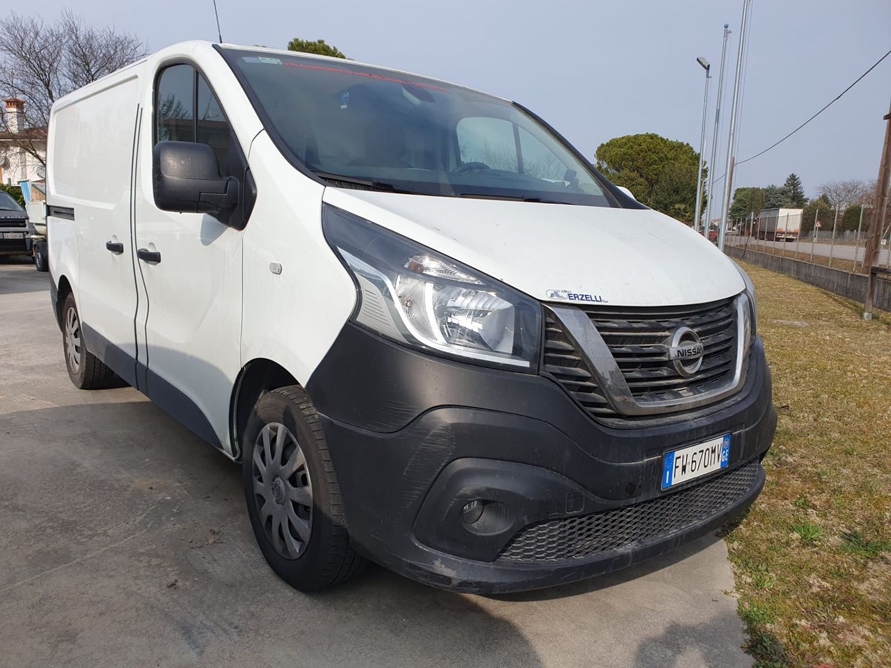 NISSAN NV300 COIBENTATO SENZA BISOGNO DI CERTIFICAZIONI PREZZO PIU&#x27; IVA