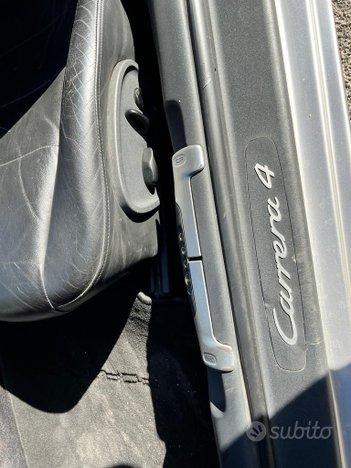 Porsche carrera 4 996