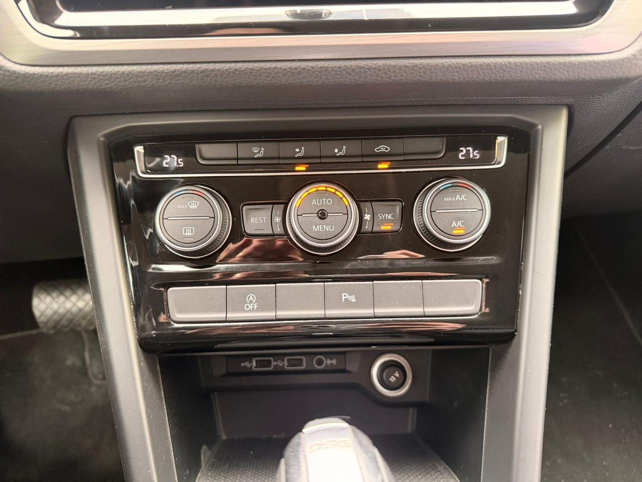 Volkswagen Touran 1.6 TDI 115 CV SCR DSG Executive BlueMotion Tech.