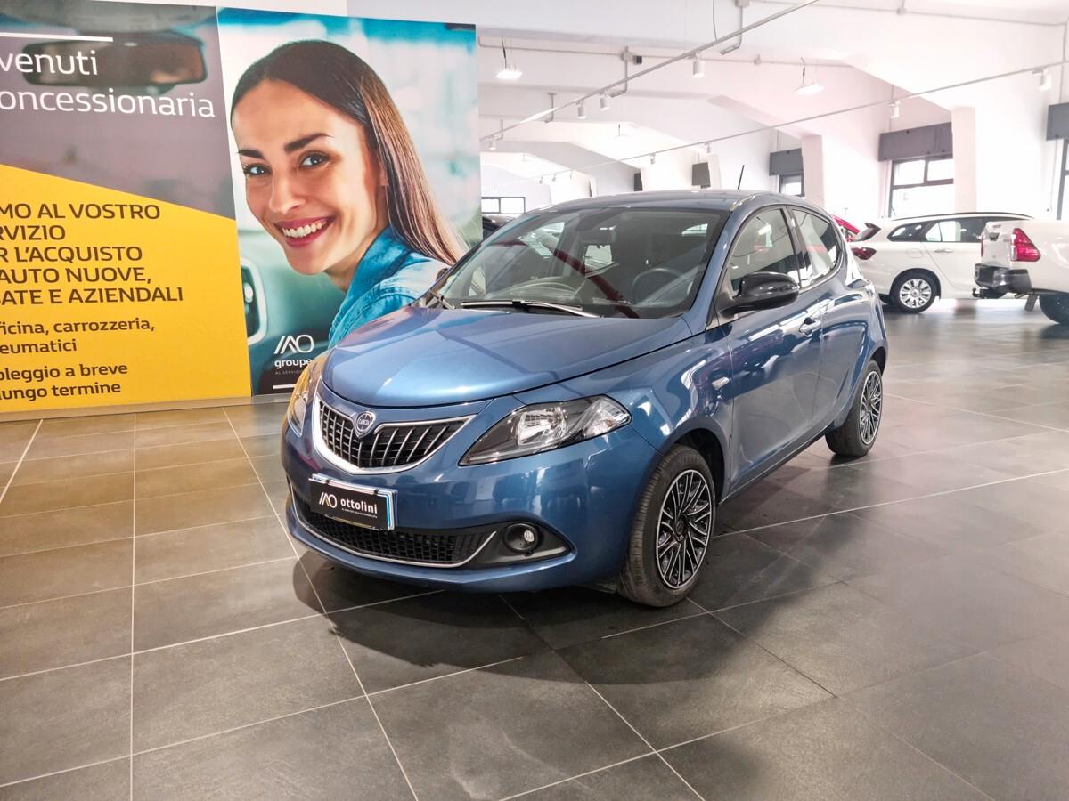 Lancia Ypsilon Ecochic Gold 1.0 Hybrid AZIENDALE