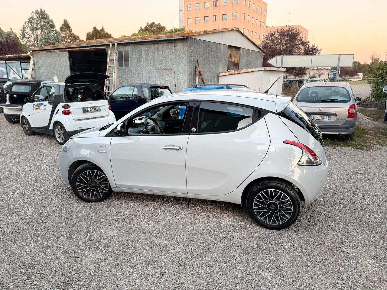 Lancia Ypsilon 1.2 69 CV 5 porte GPL Ecochic Gold