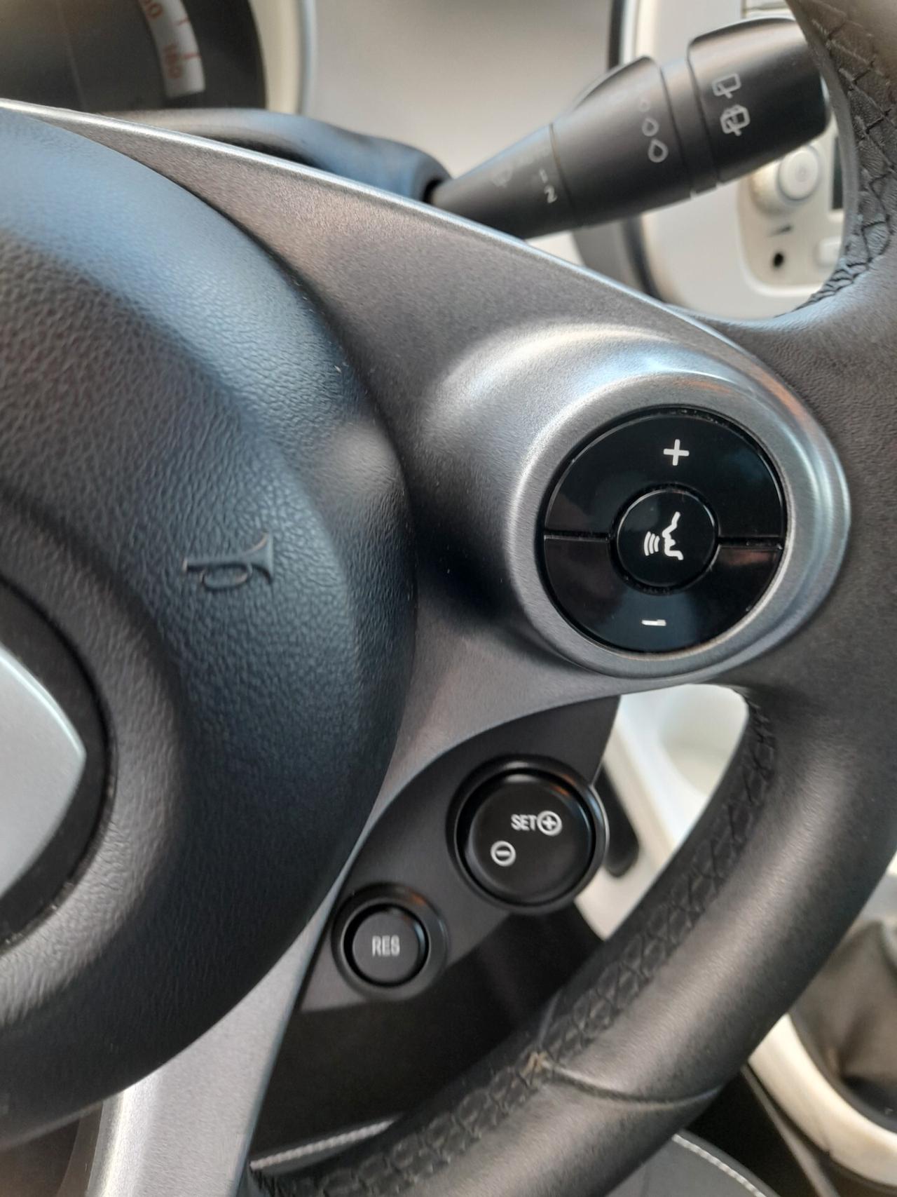 Smart ForFour 70 1.0 Passion