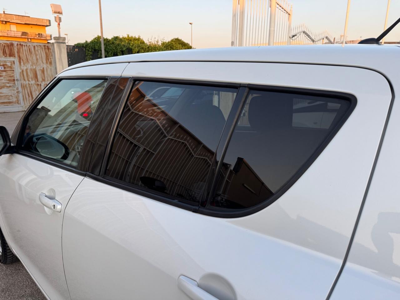 Suzuki Swift 1.2 BENZINA 4x4 *FINANZIABILE*