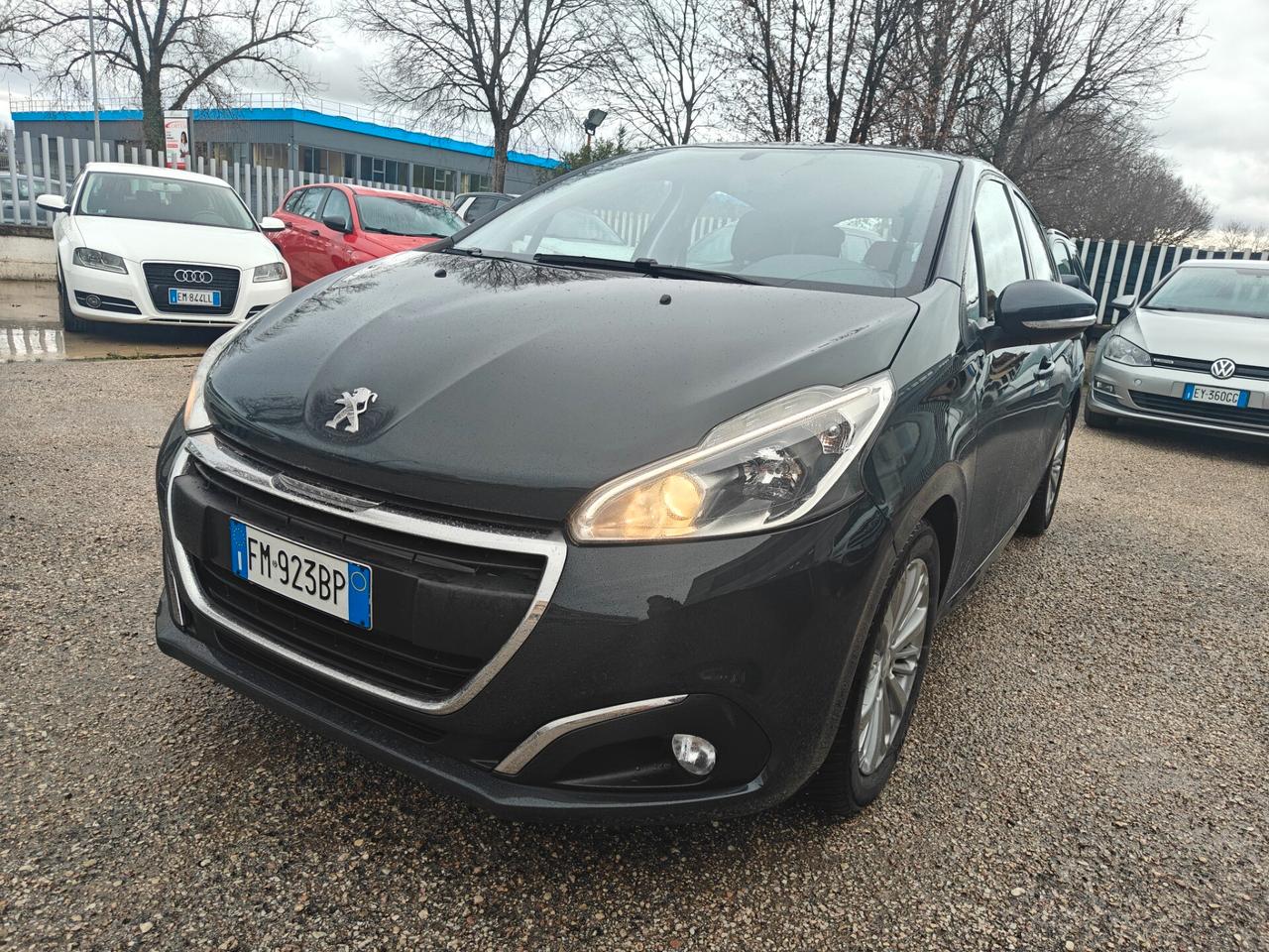 Peugeot 208 1.2 5 porte Active 2017