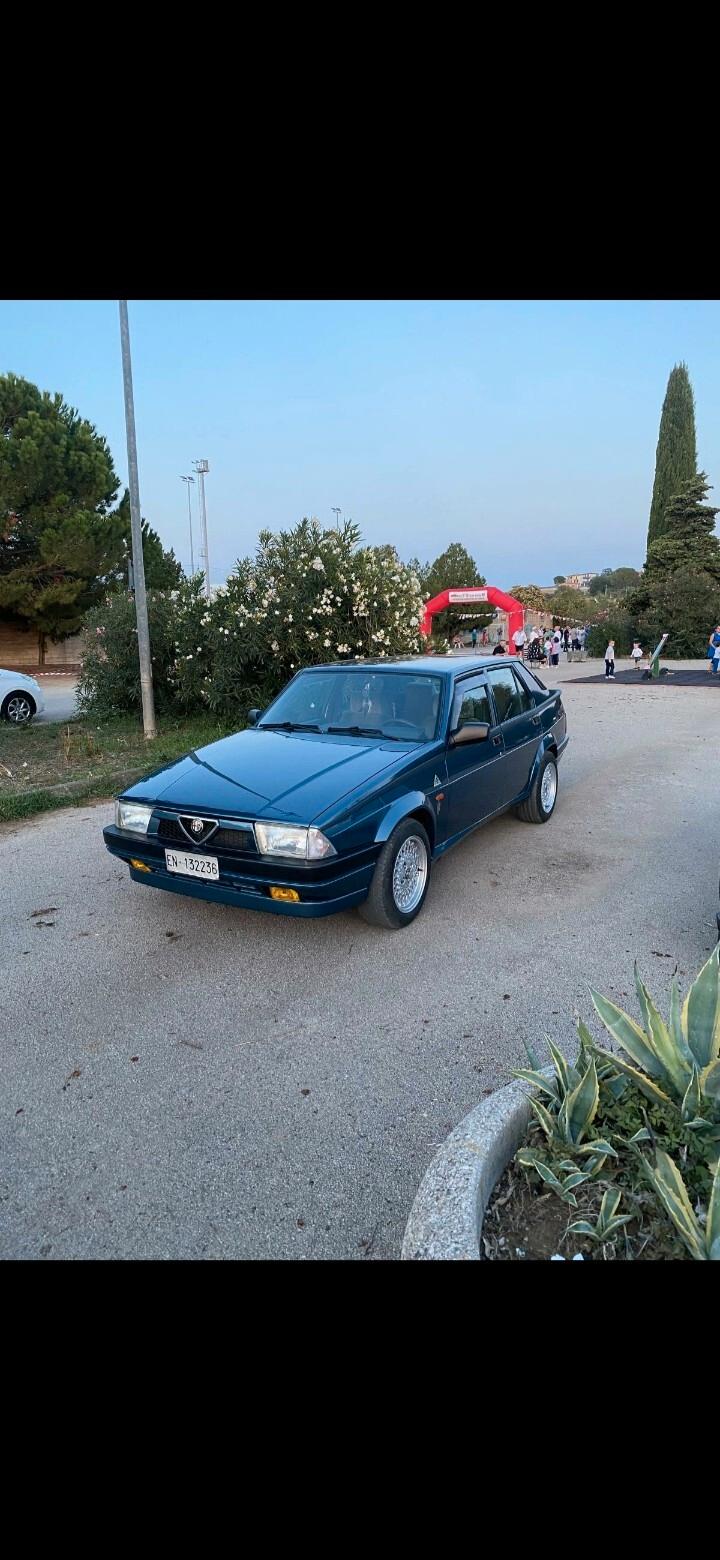 Alfa Romeo 75 1.6