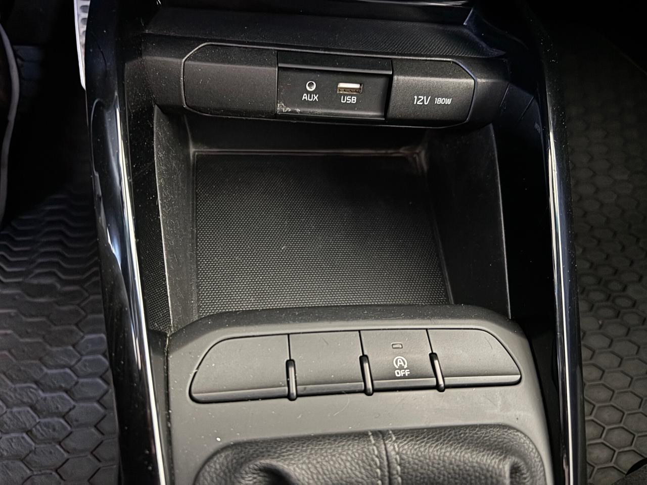 Kia Rio 1.0 T-GDi 12V 74KW 101CV Cool NEOPATENTATO