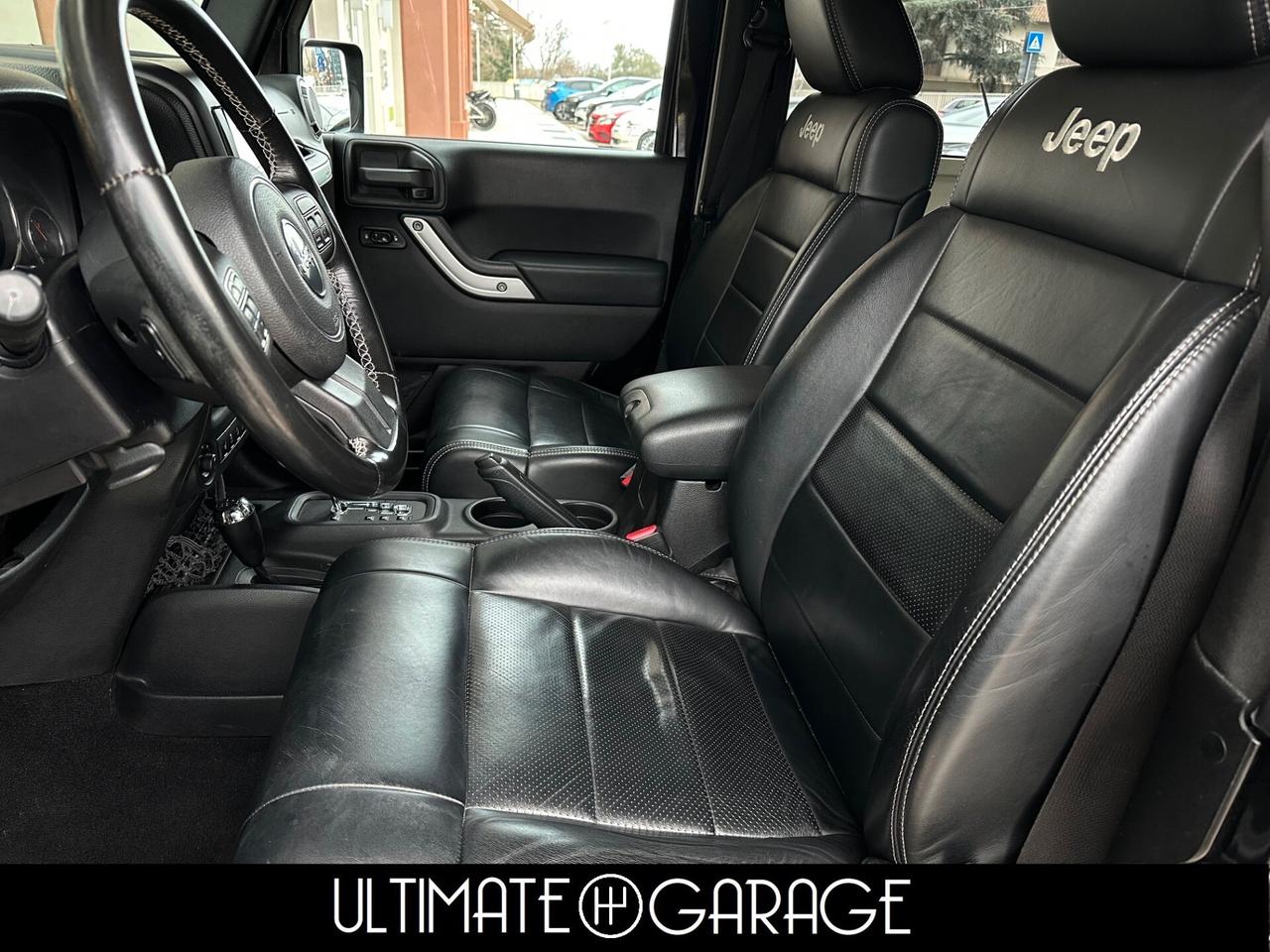 Jeep Wrangler 2.8 CRD DPF Sahara Auto *Total Black