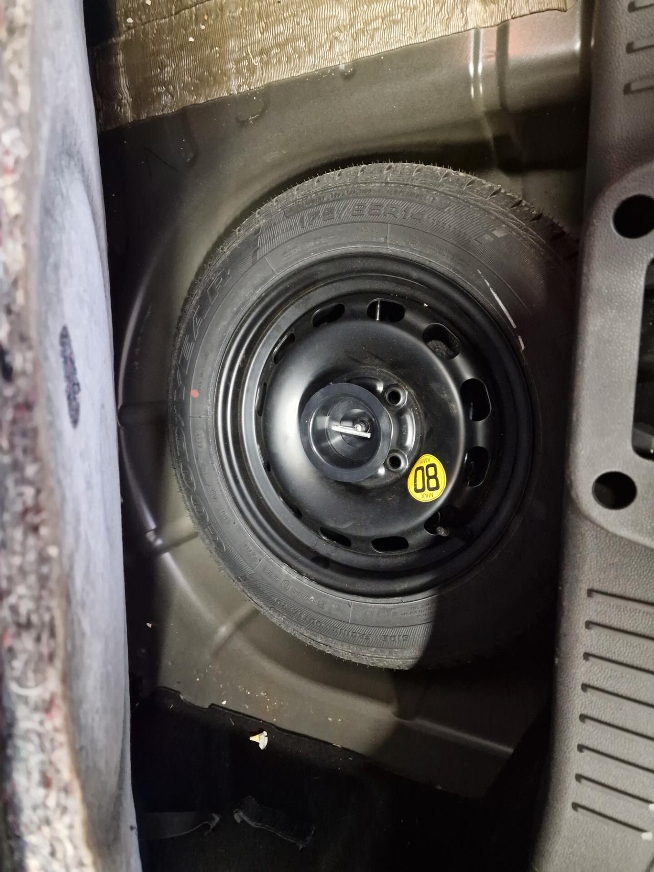 Ford Fiesta 1.5 TDCi 75CV 5 porte Titanium