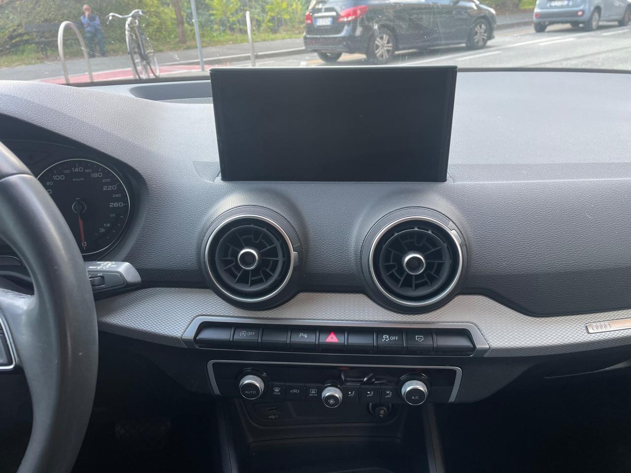 Audi Q2 30 TDI S tronic Identity Black/1PROP