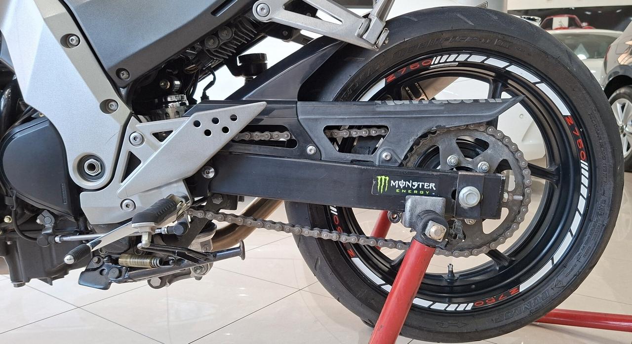 Kawasaki Z 750 R I.E. PERMUTO