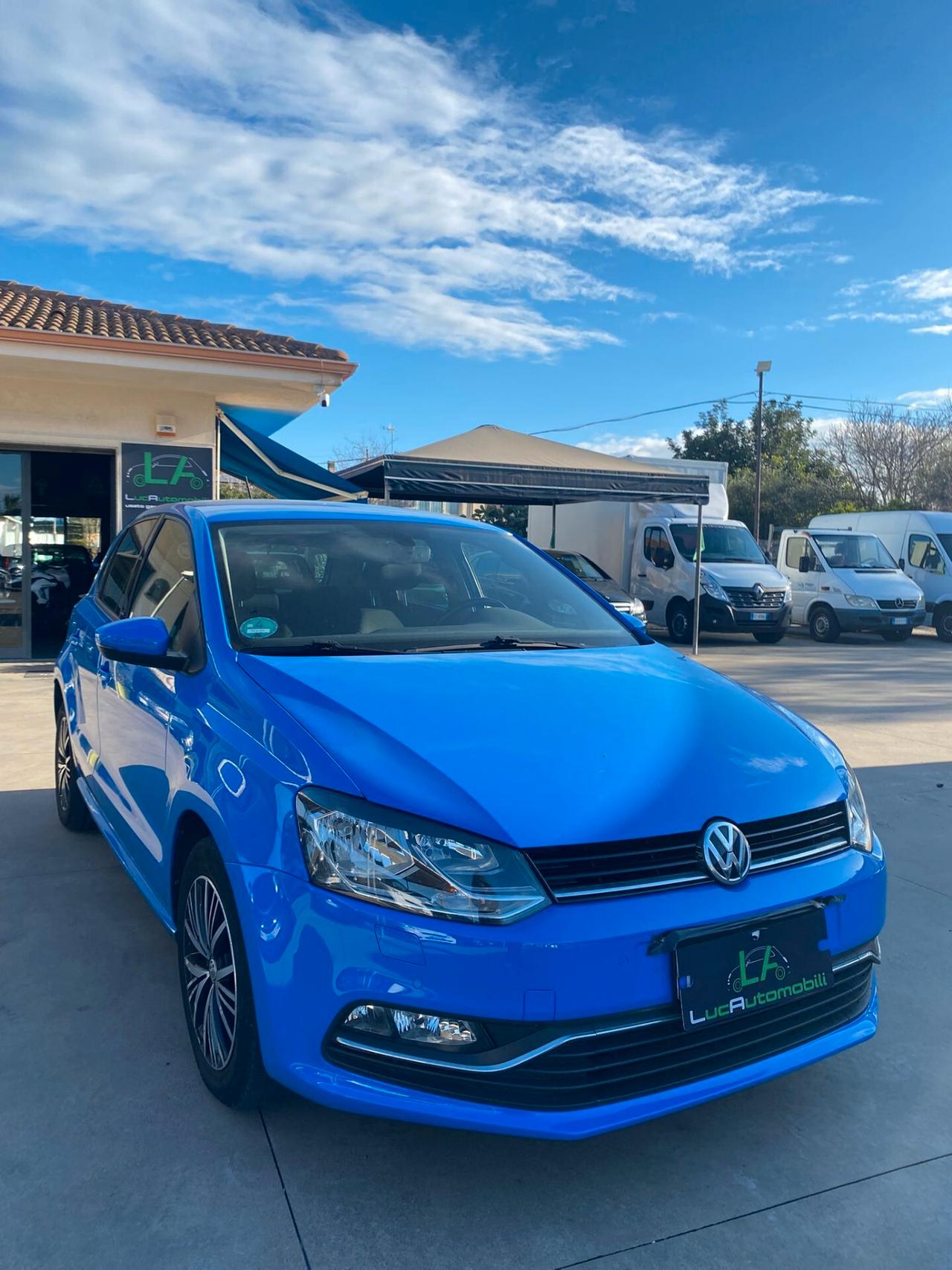 Volkswagen Polo 1.0 5A SERIE MPI 5P Bussines