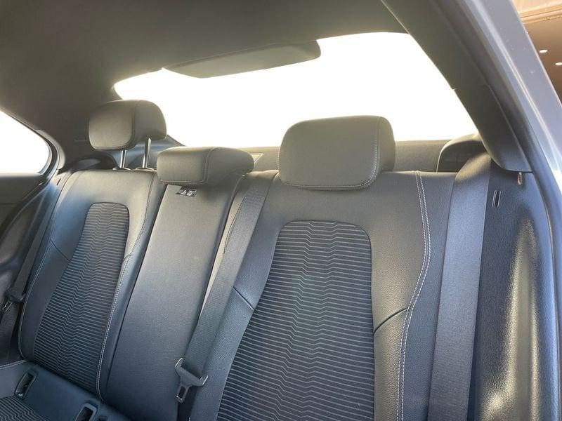 Mercedes-Benz Classe A A 180 d Sport auto