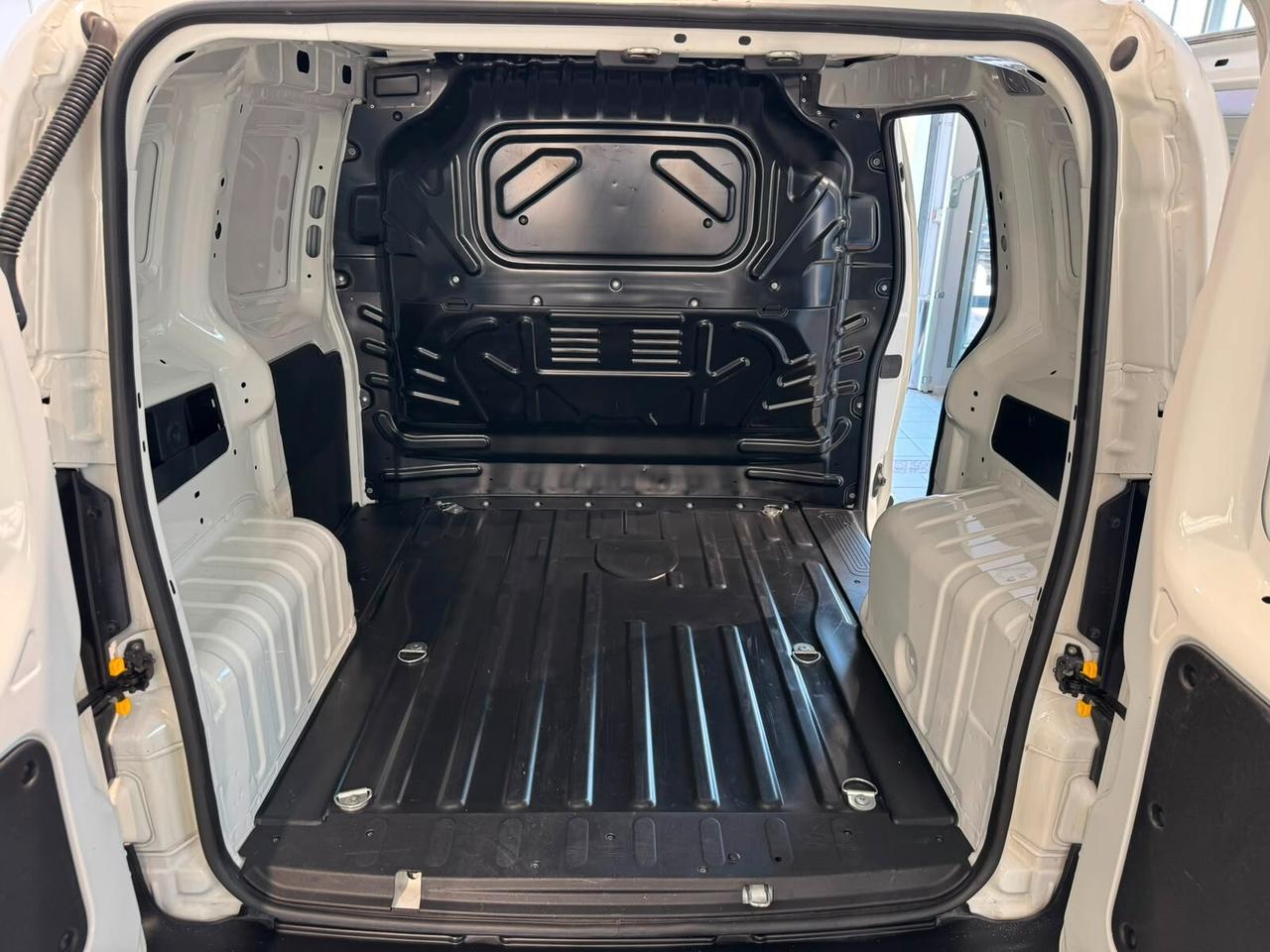 Fiat Fiorino 1.3 MJT 95CV Cargo SX