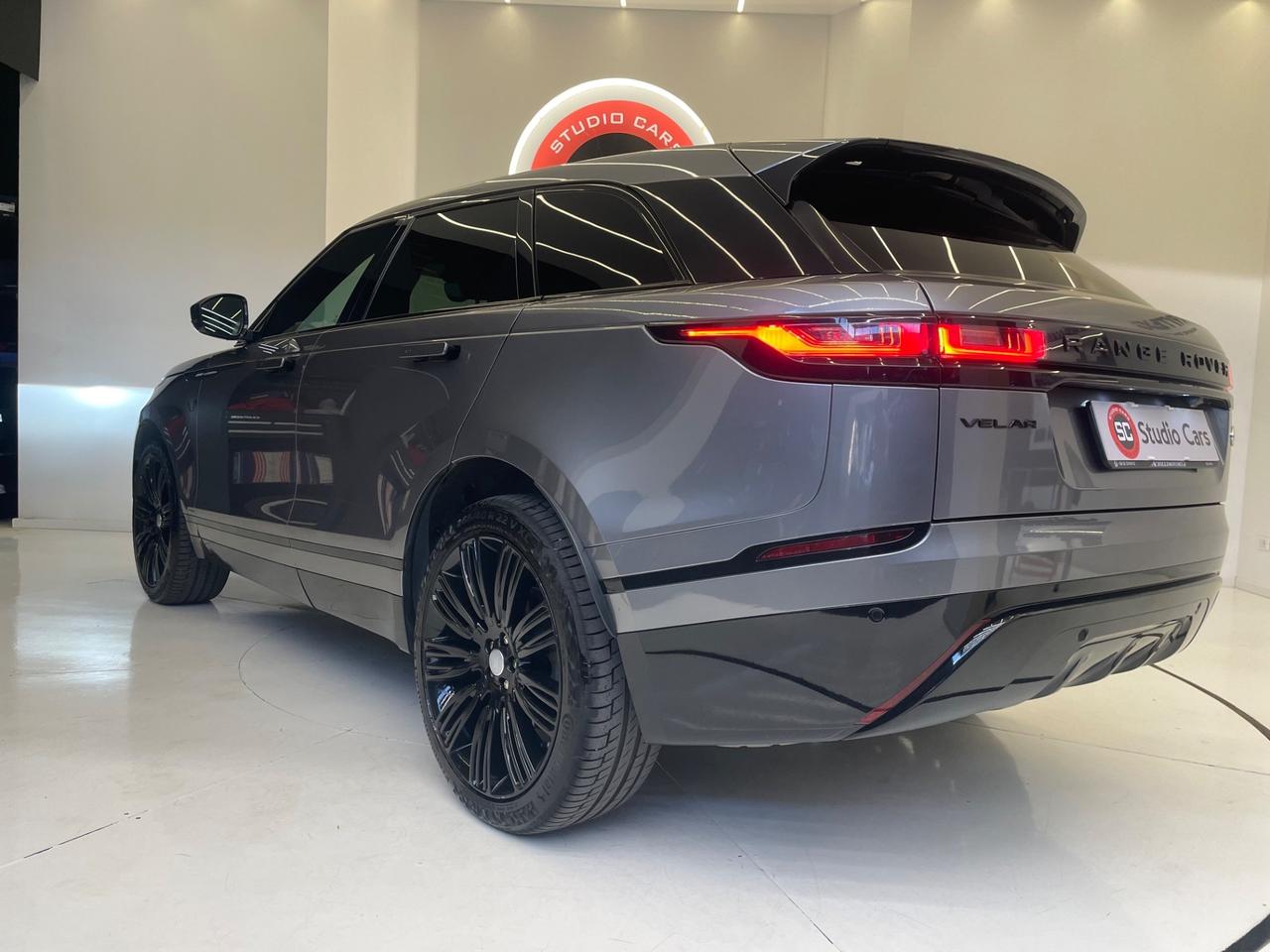 Land Rover Range Velar 2.0D I4 240 CV R-Dynamic