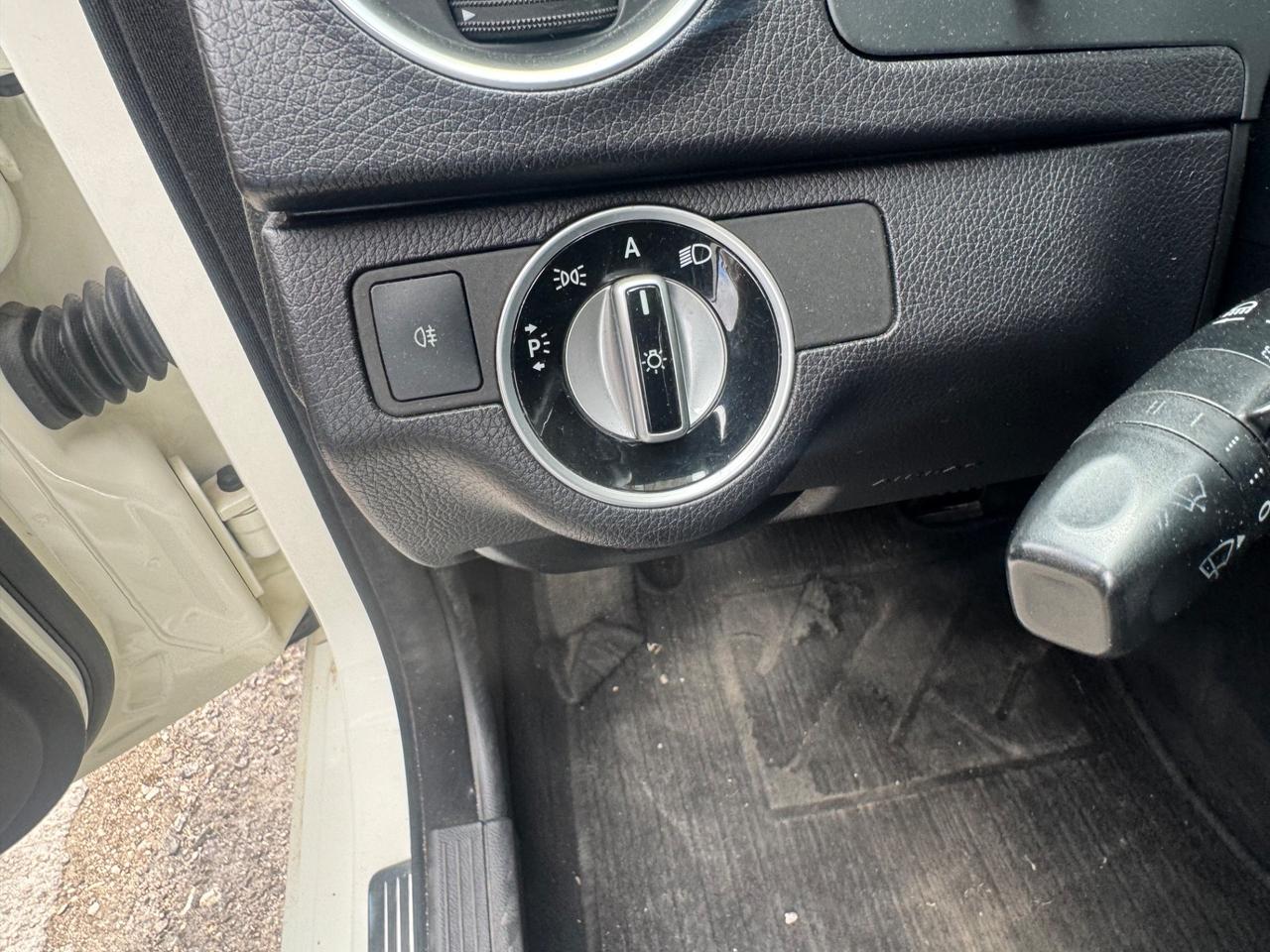 Mercedes-benz C 220 CDI BlueEFFICIENCY Avantgarde
