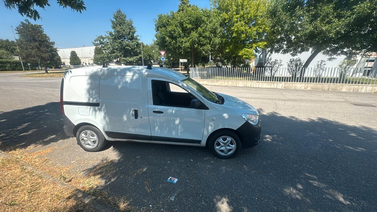 DACIA DOKKER