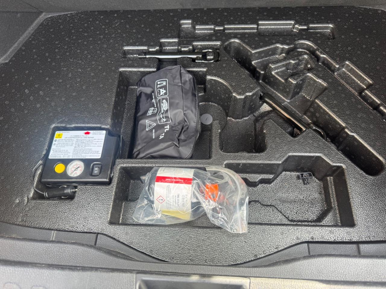 Toyota C-HR 1.8 Hybrid E-CVT Lounge