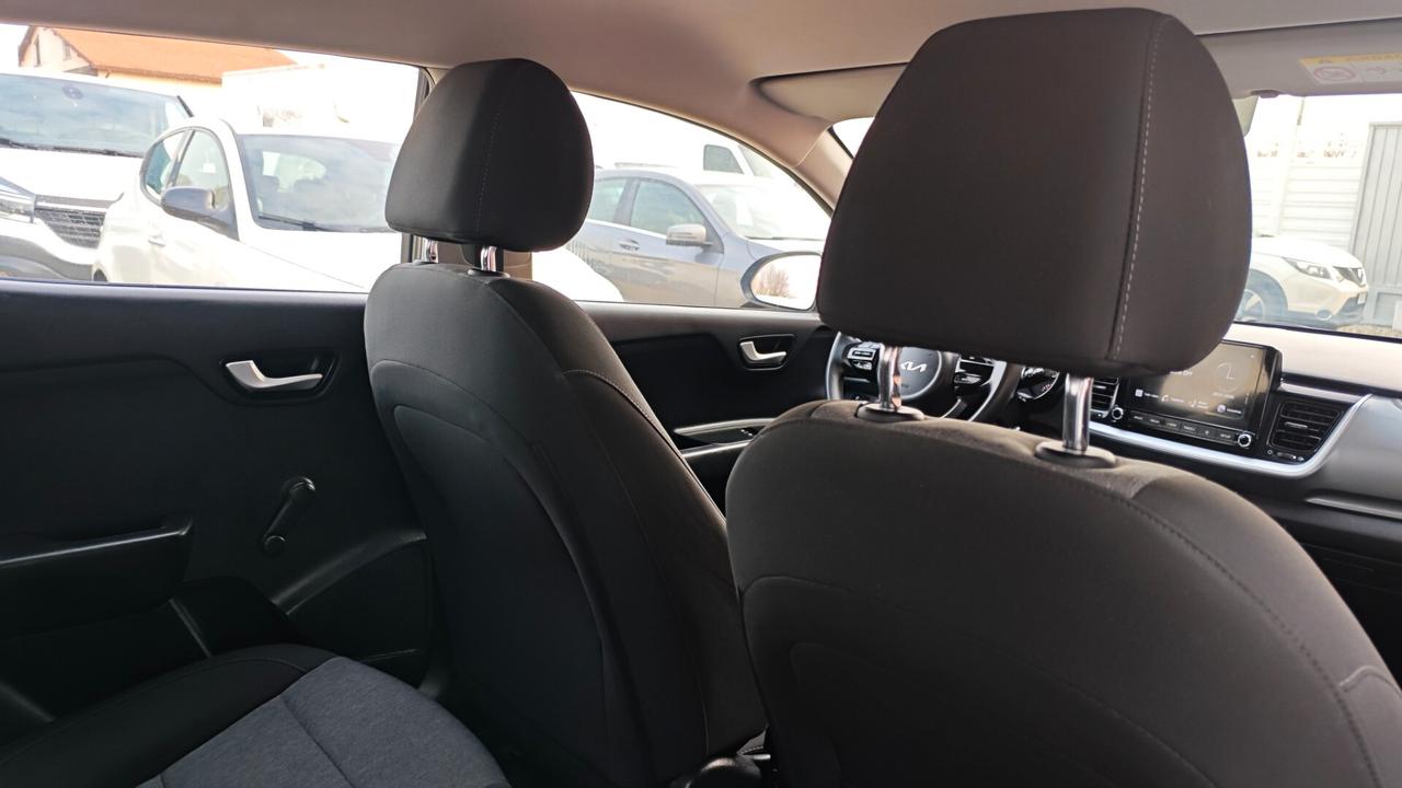 Kia Stonic 1.2 DPI Urban