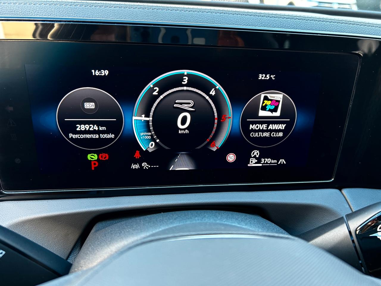 Volkswagen Tiguan 2.0 TDI 150 CV DSG R-Line 2025