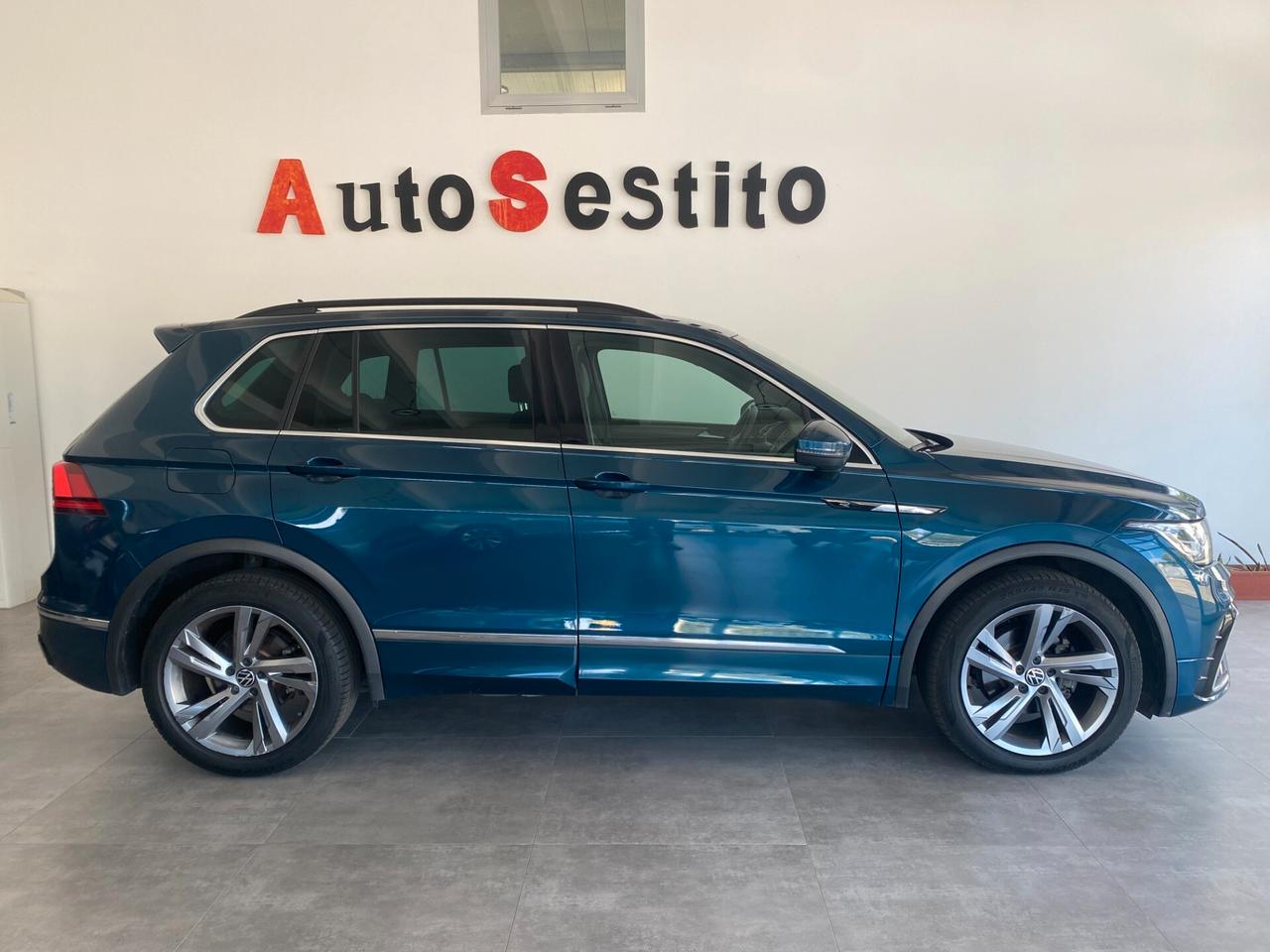 Volkswagen Tiguan 2.0 TDI 150 CV SCR DSG 4MOTION R-Line