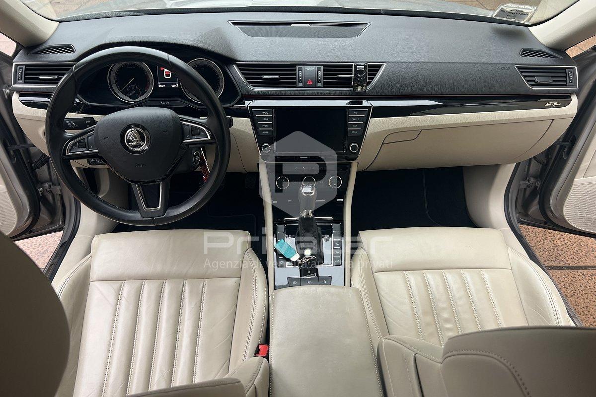 SKODA Superb 2.0 TSI DSG 4x4 Laurin&Klement