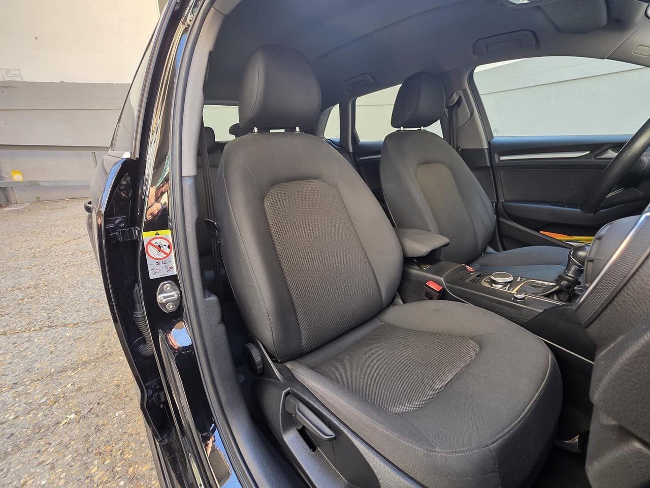 Audi A3 35 TFSI S tronic- allestimento S line
