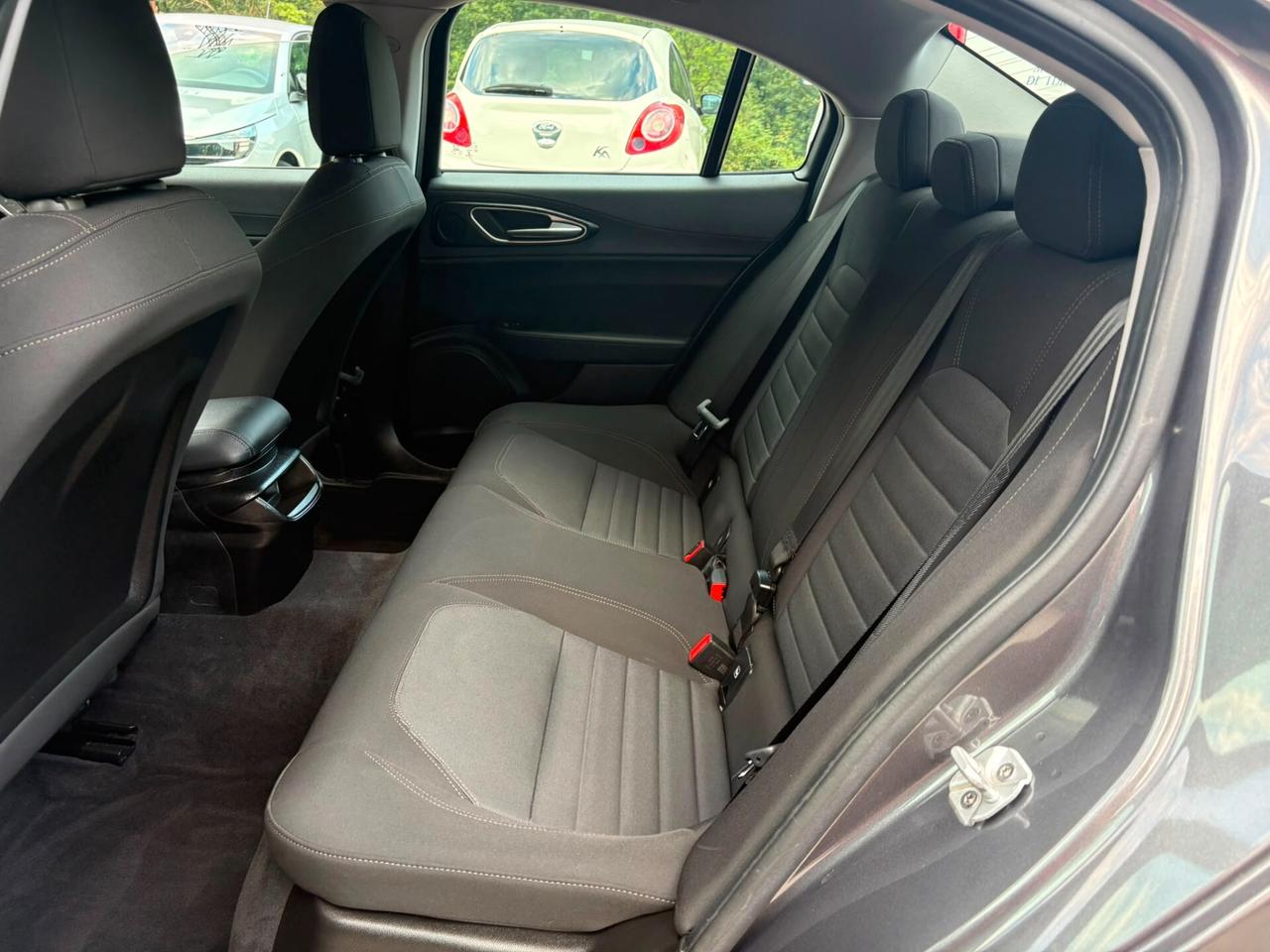 Alfa Romeo Giulia 2.2 Turbodiesel 150 CV Business