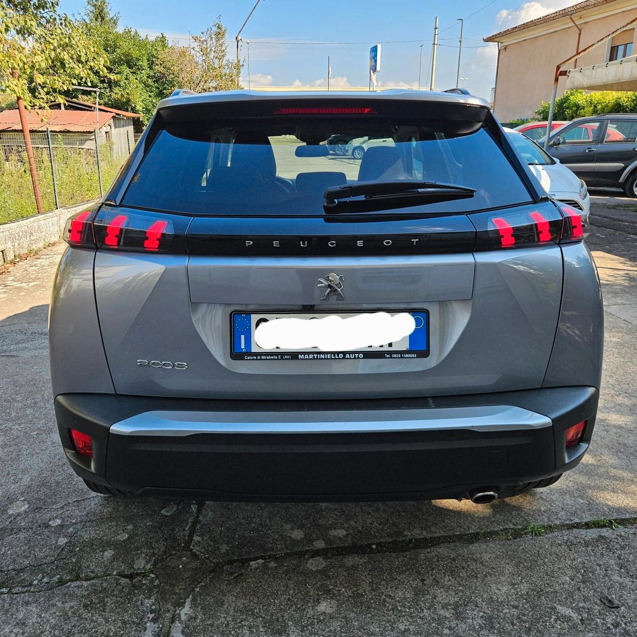 Peugeot 2008 BlueHDi 130cv EAT8 Allure 2021